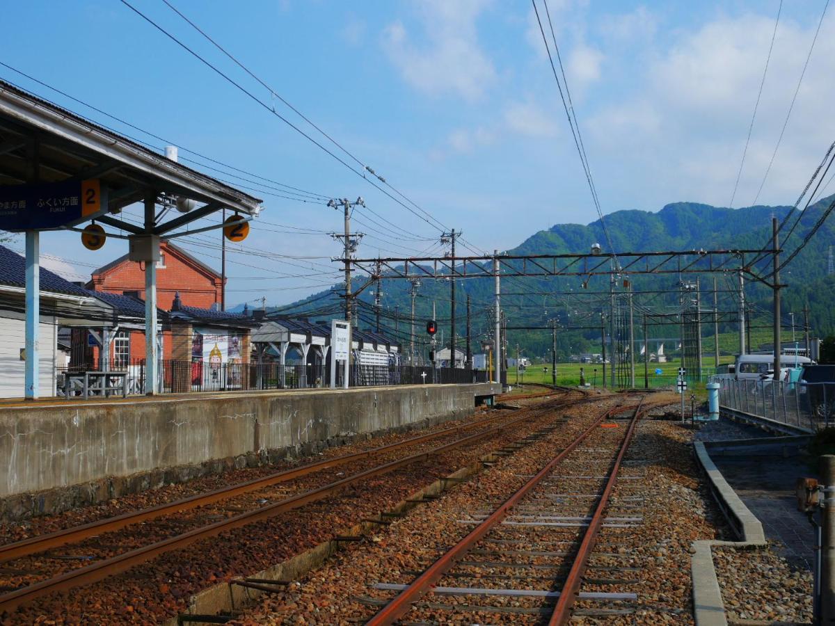 駅前宿舎 禪 Shared House Zen Eiheiji Екстериор снимка