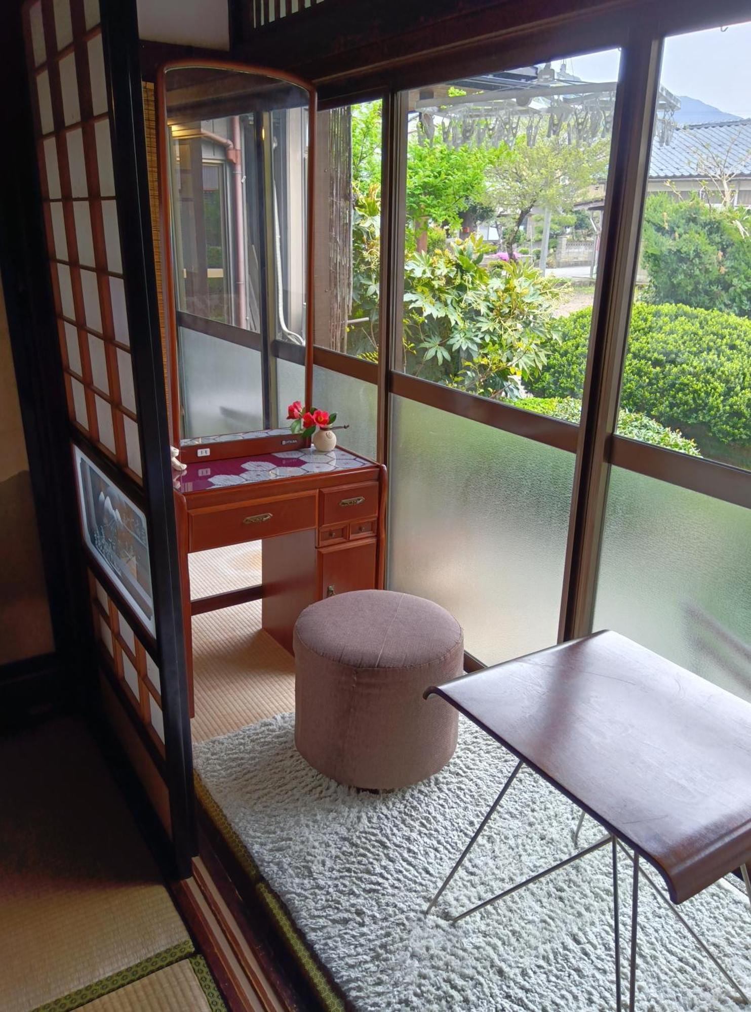 駅前宿舎 禪 Shared House Zen Eiheiji Екстериор снимка